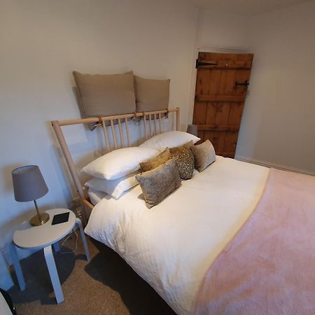 Priory Cottage เวสต์เบอรี ภายนอก รูปภาพ